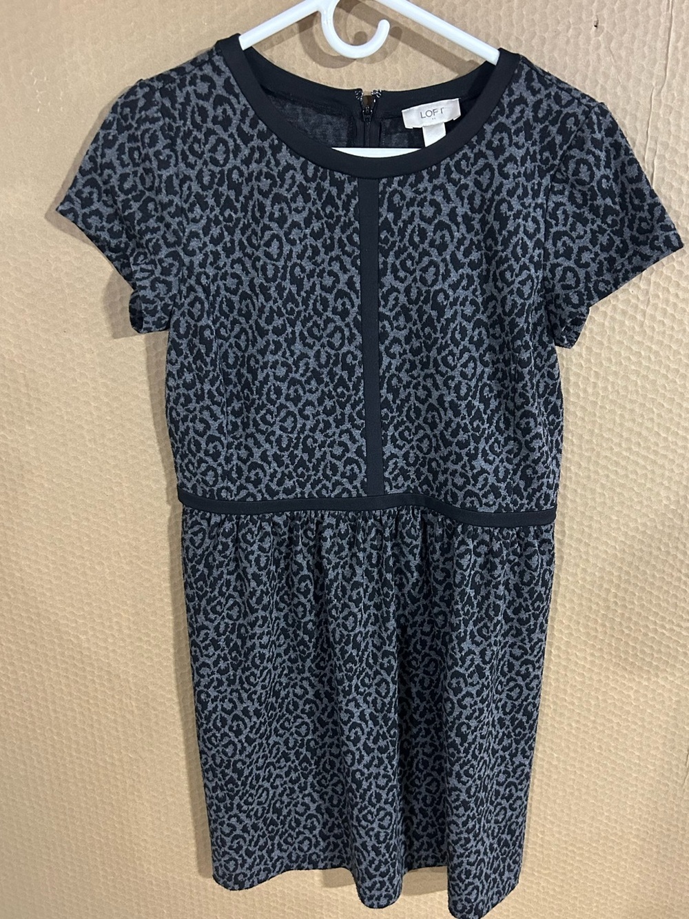 LOFT Black and Gray Leopard-Print Short Sleeve Mini Dress